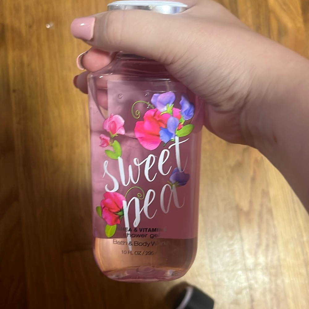 Bath and Body Works Sweet Pea shower gel
